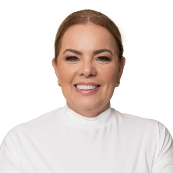 Paula Calil - PL